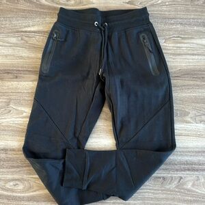 Joggers - Medium